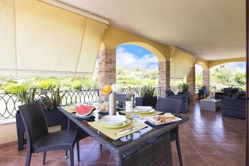 Alghero Villa Mistral Per 7 Persone Terrazza Bbq Ac Wifi Exterior foto